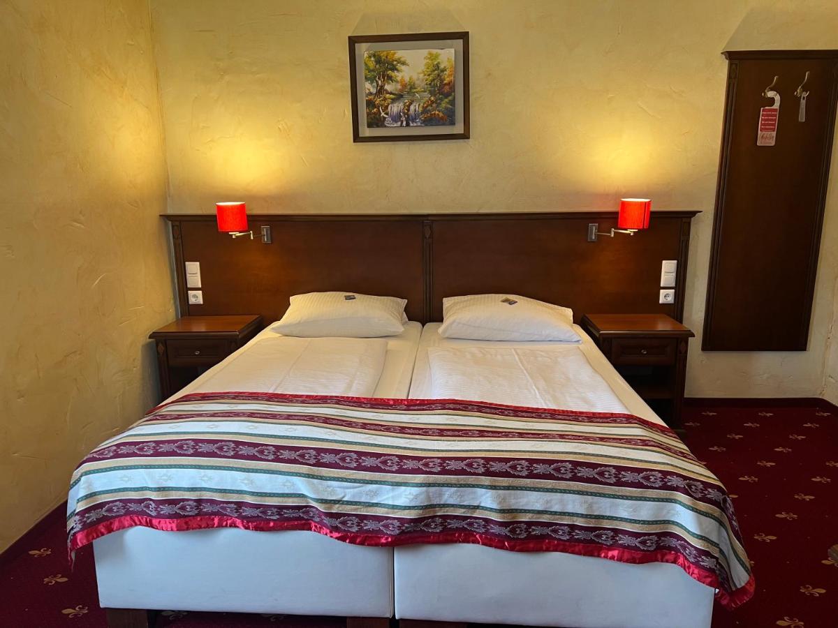 Hotel Medaillon Магдебург Екстериор снимка