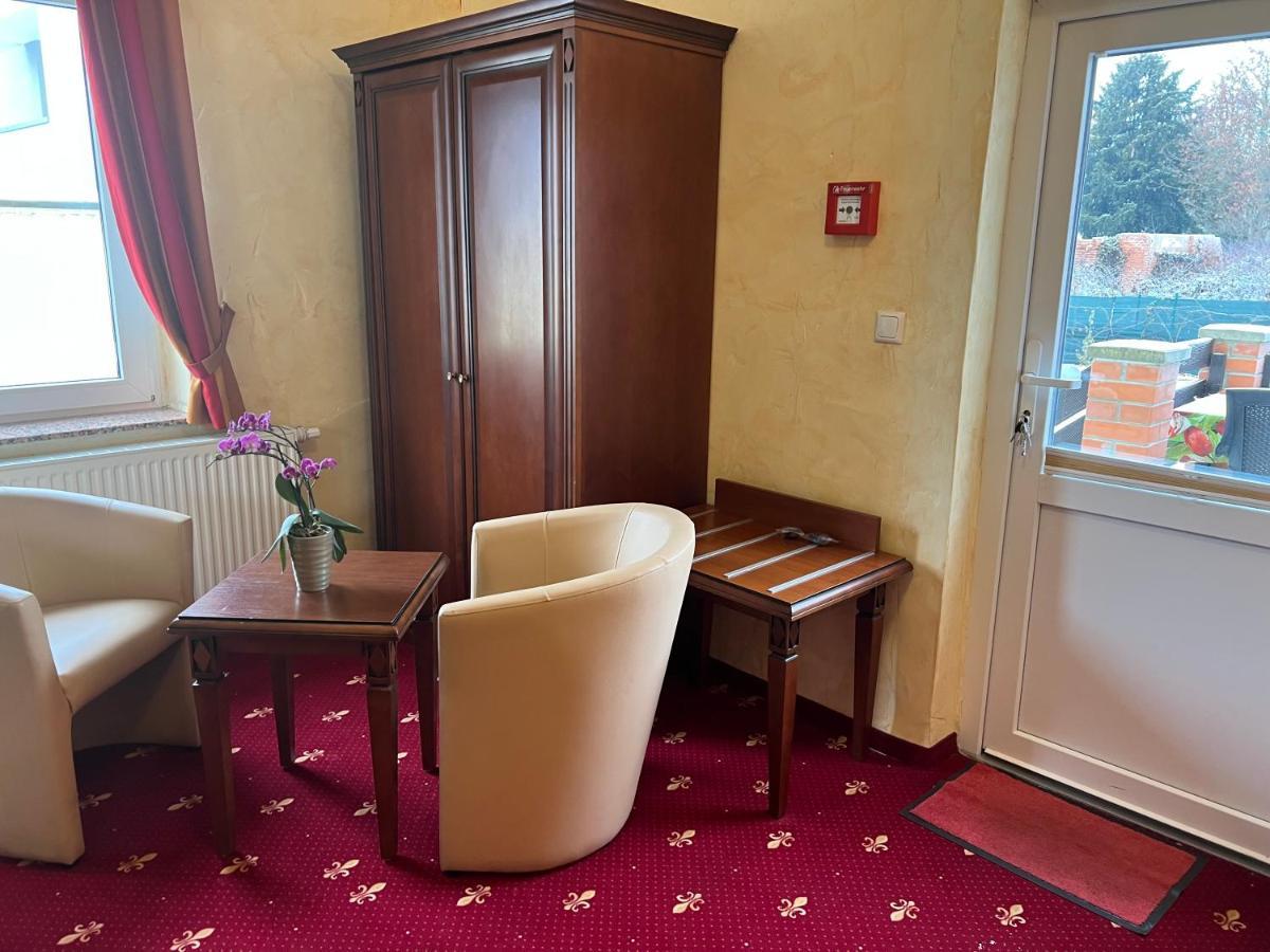 Hotel Medaillon Магдебург Екстериор снимка