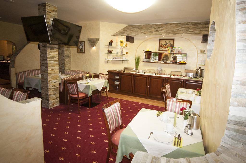 Hotel Medaillon Магдебург Екстериор снимка